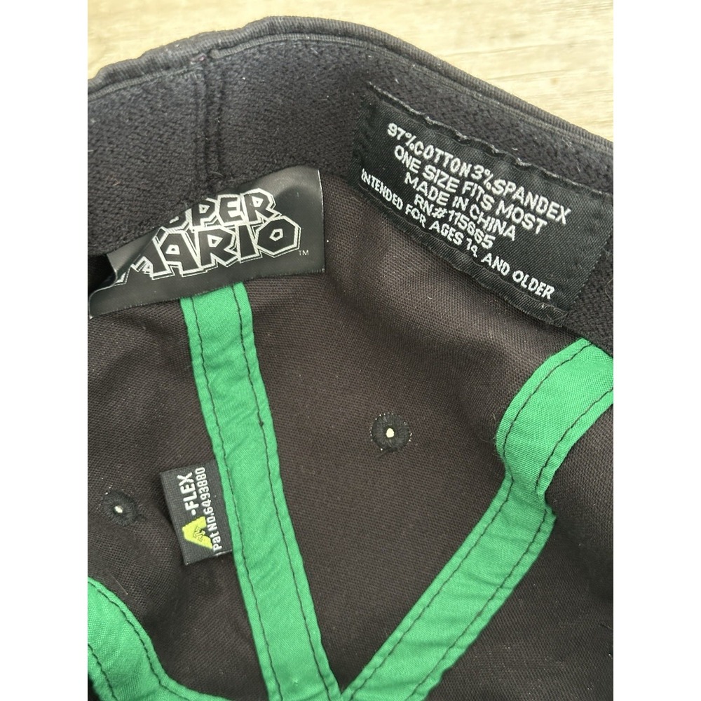 Super Mario Bros 1-Up Mushroom Hat Logo Green Black White Licensed Nintendo Cap - Picture 3 of 4